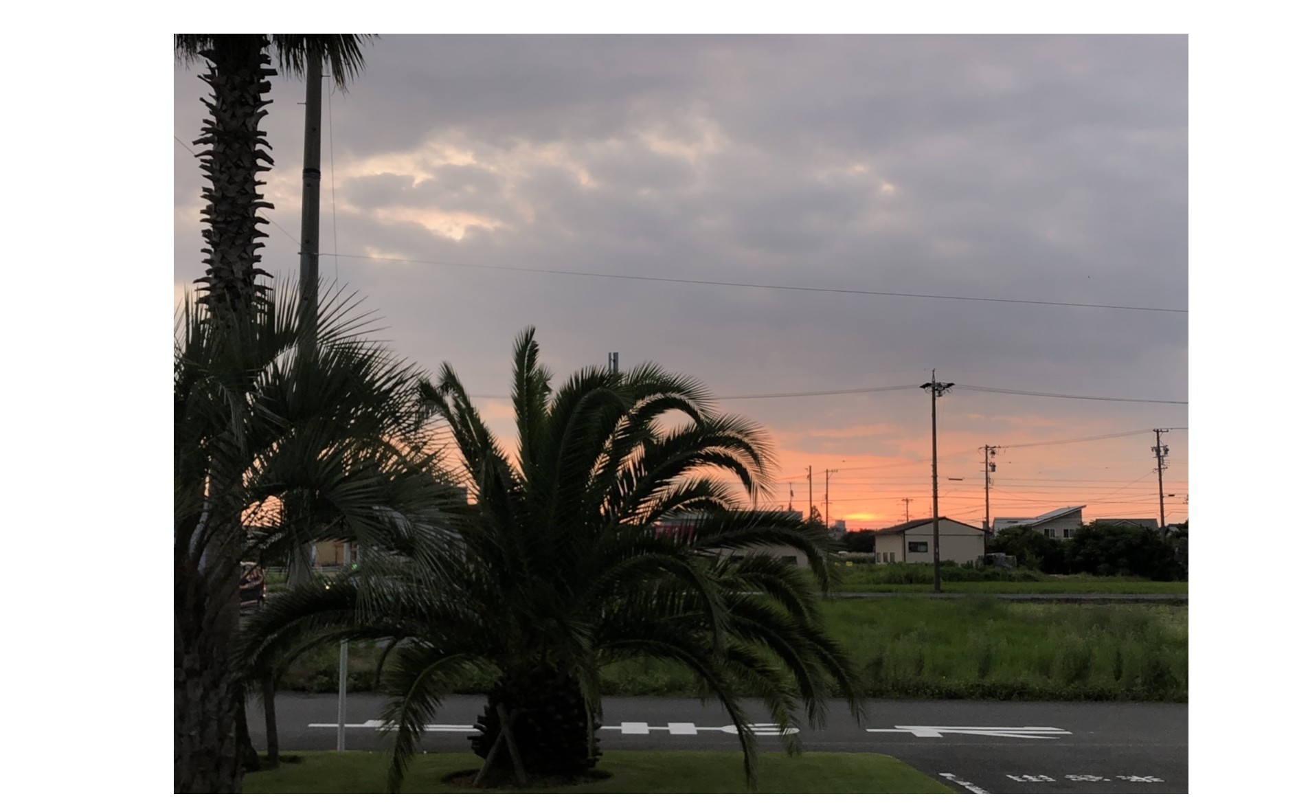 『夕日の見える休憩所』
