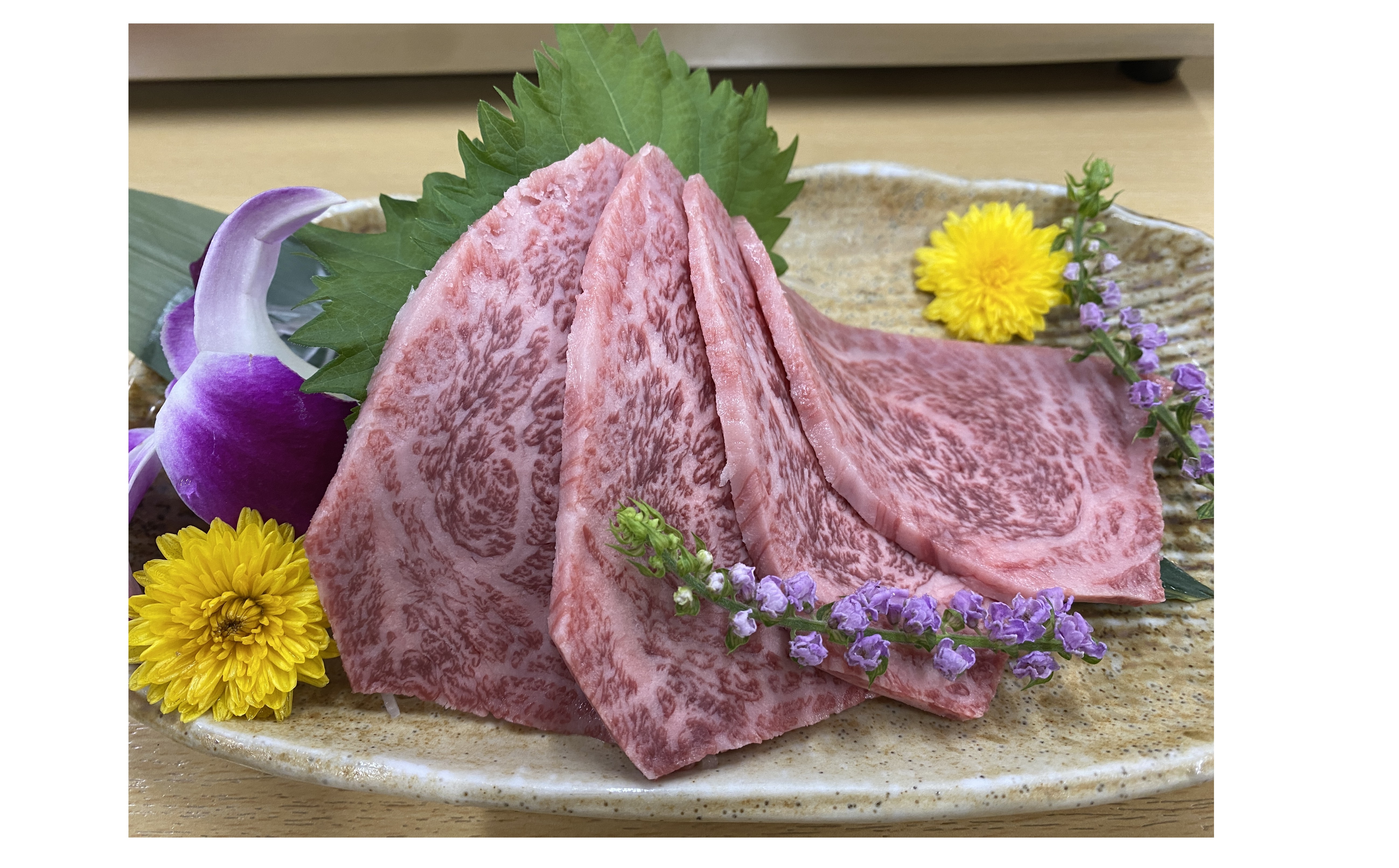 『日本一美味しい焼肉屋さん　　とよ』