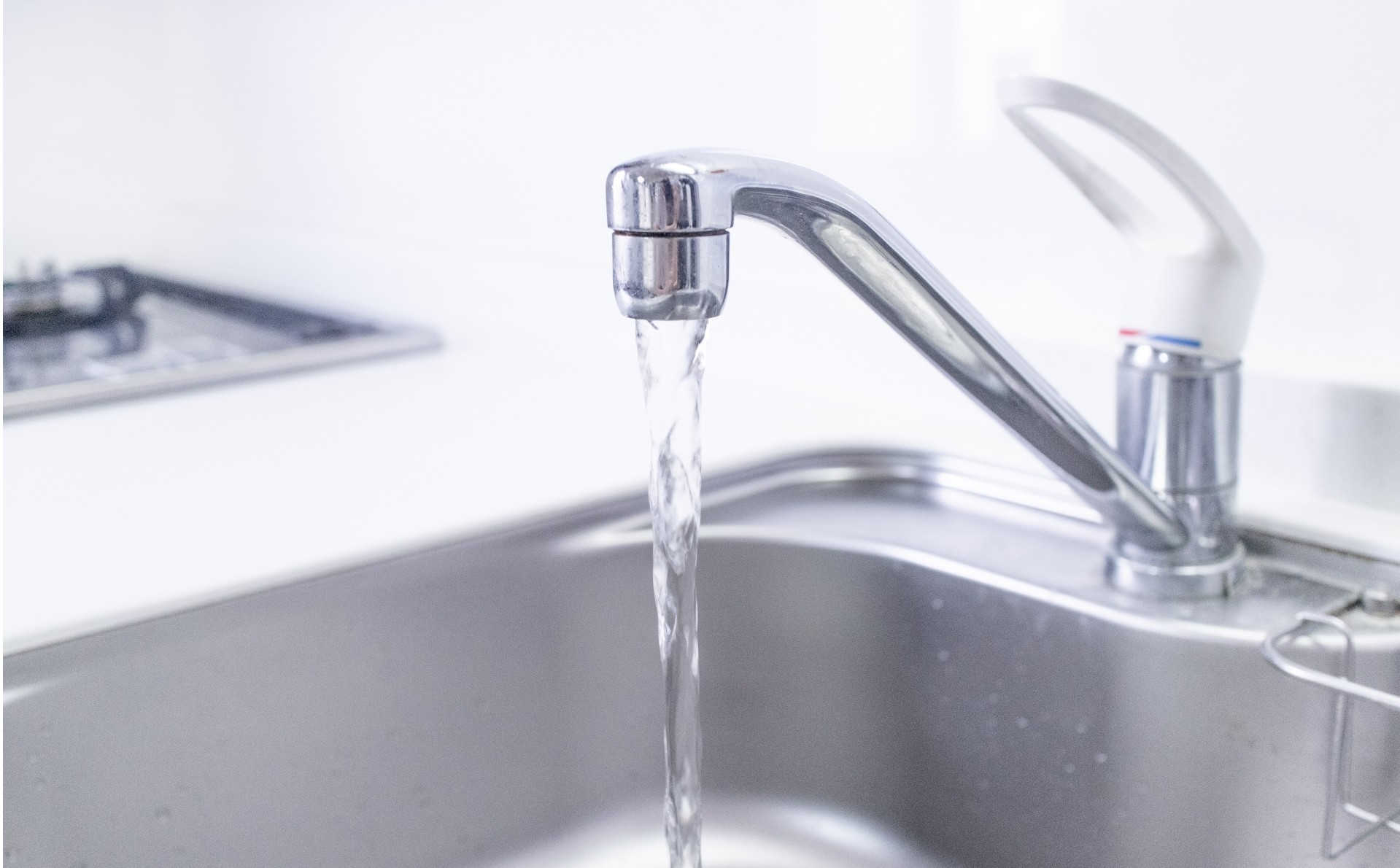 夏の水道水はぬるくて、井戸水が冷たいのは何で?