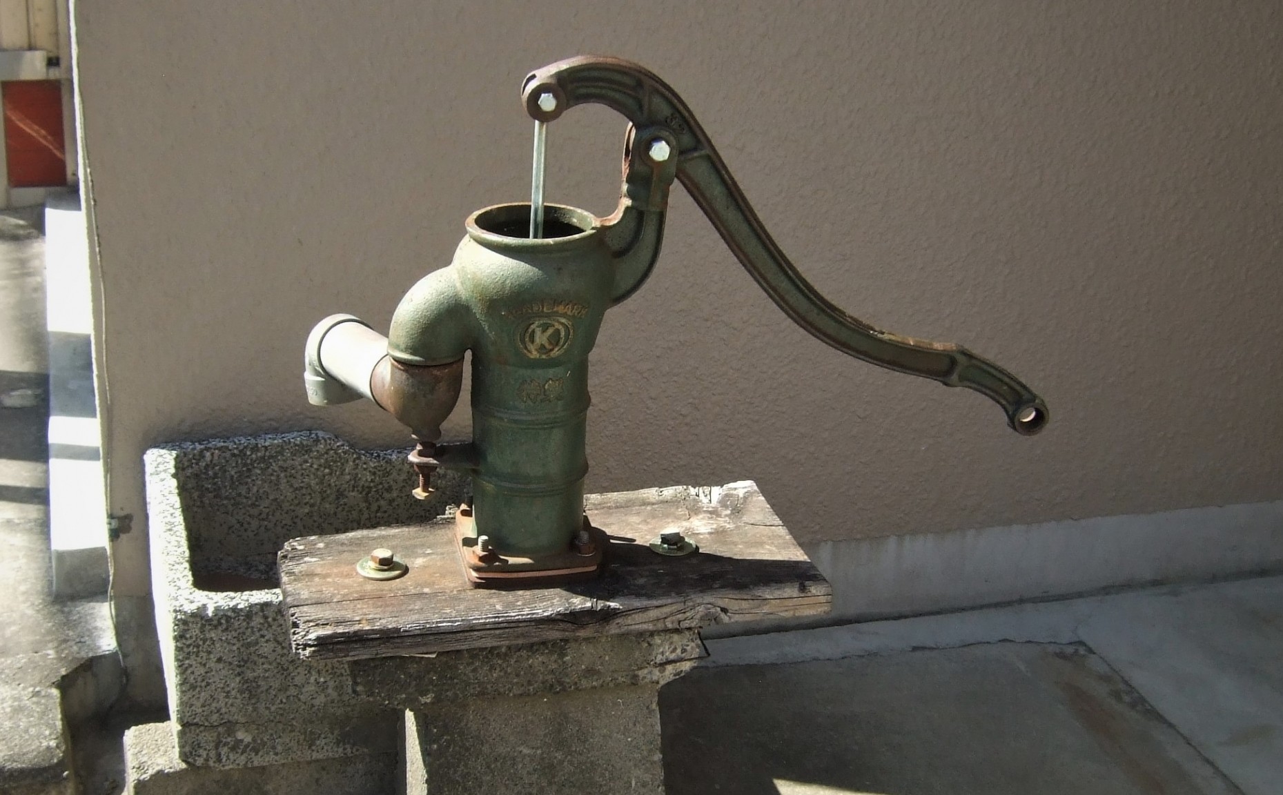 井戸水から水道水への切替えっていくらでできるの？