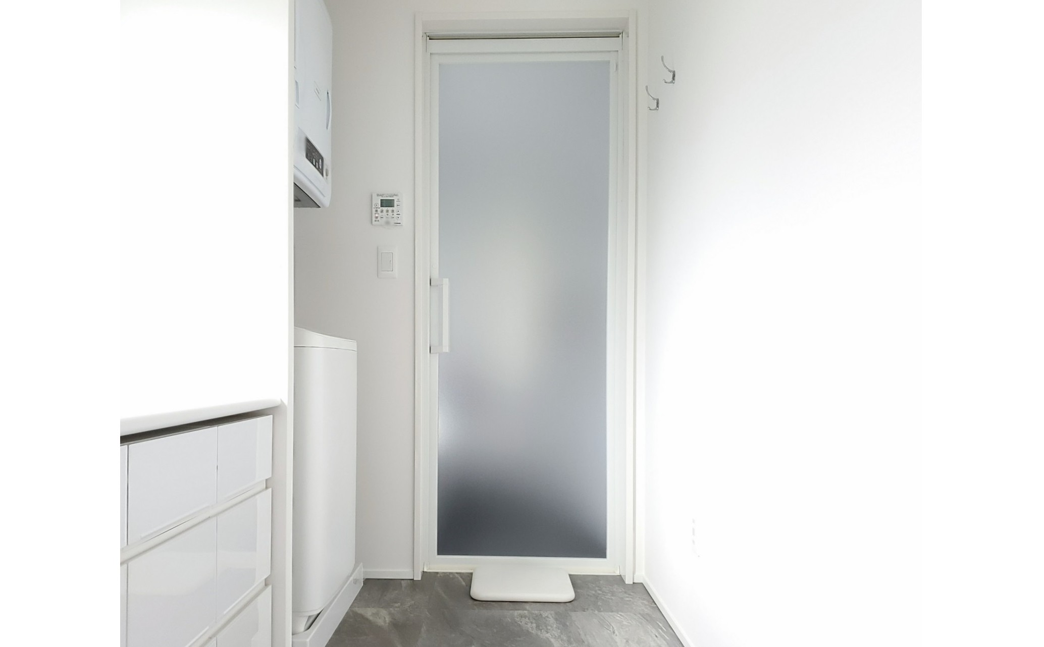 お風呂場の扉のみの交換は可能？