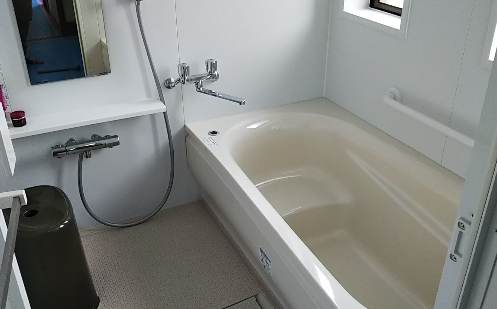 浴室の段差が気になり安心して入れるバスルームへリフォーム【TOTO　浜松市】