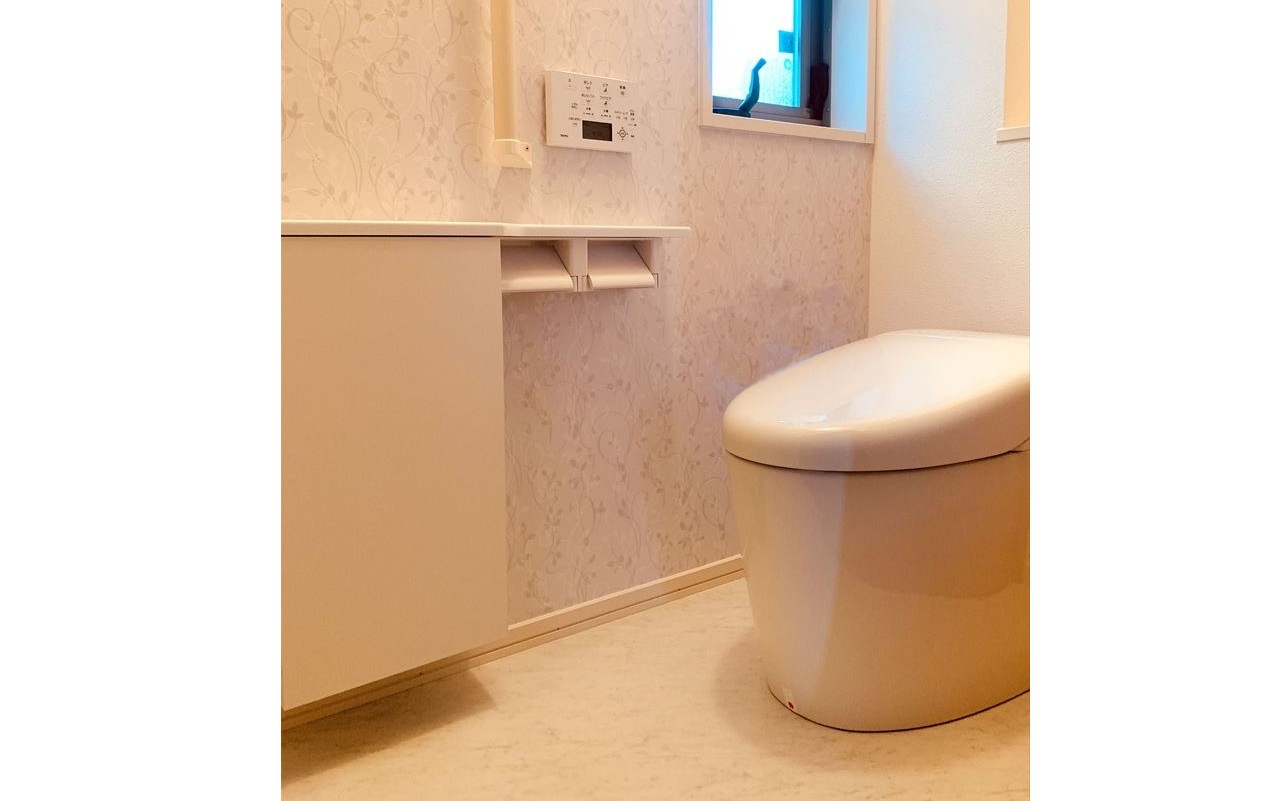最新トイレ“ネオレスト”！暖房完備でトイレもあったか快適に【TOTO】