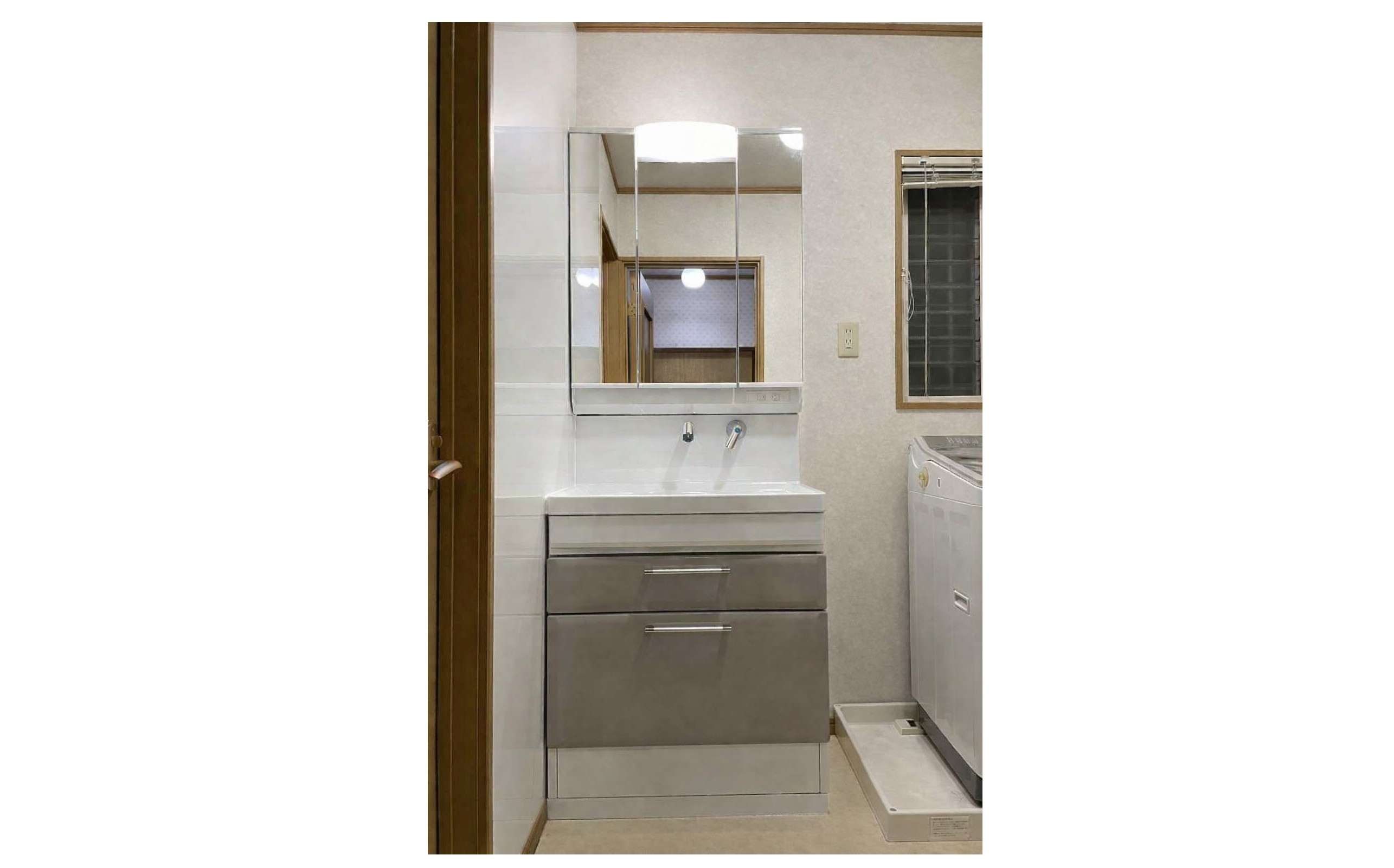 洗面化粧台をお好みの高さに！　洗面化粧台設置工事　浜松　リフォーム