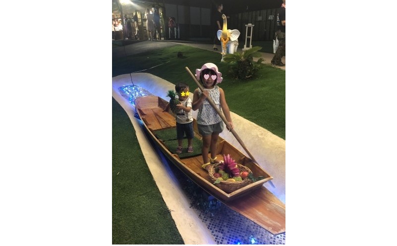 世界はせまい。